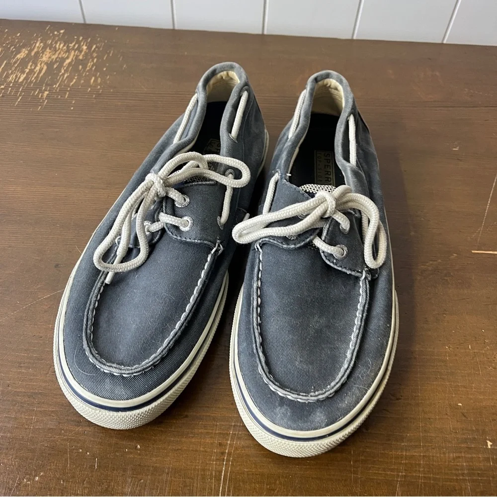 Sperry Gray Boat Shoes with Moccasin Toe and Slip-On Design